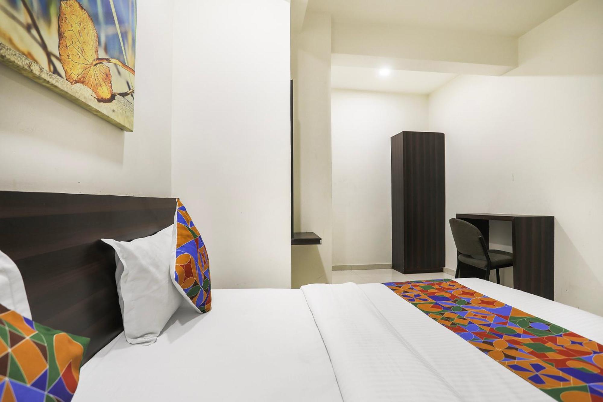 Fabhotel Sk Rajkot Extérieur photo