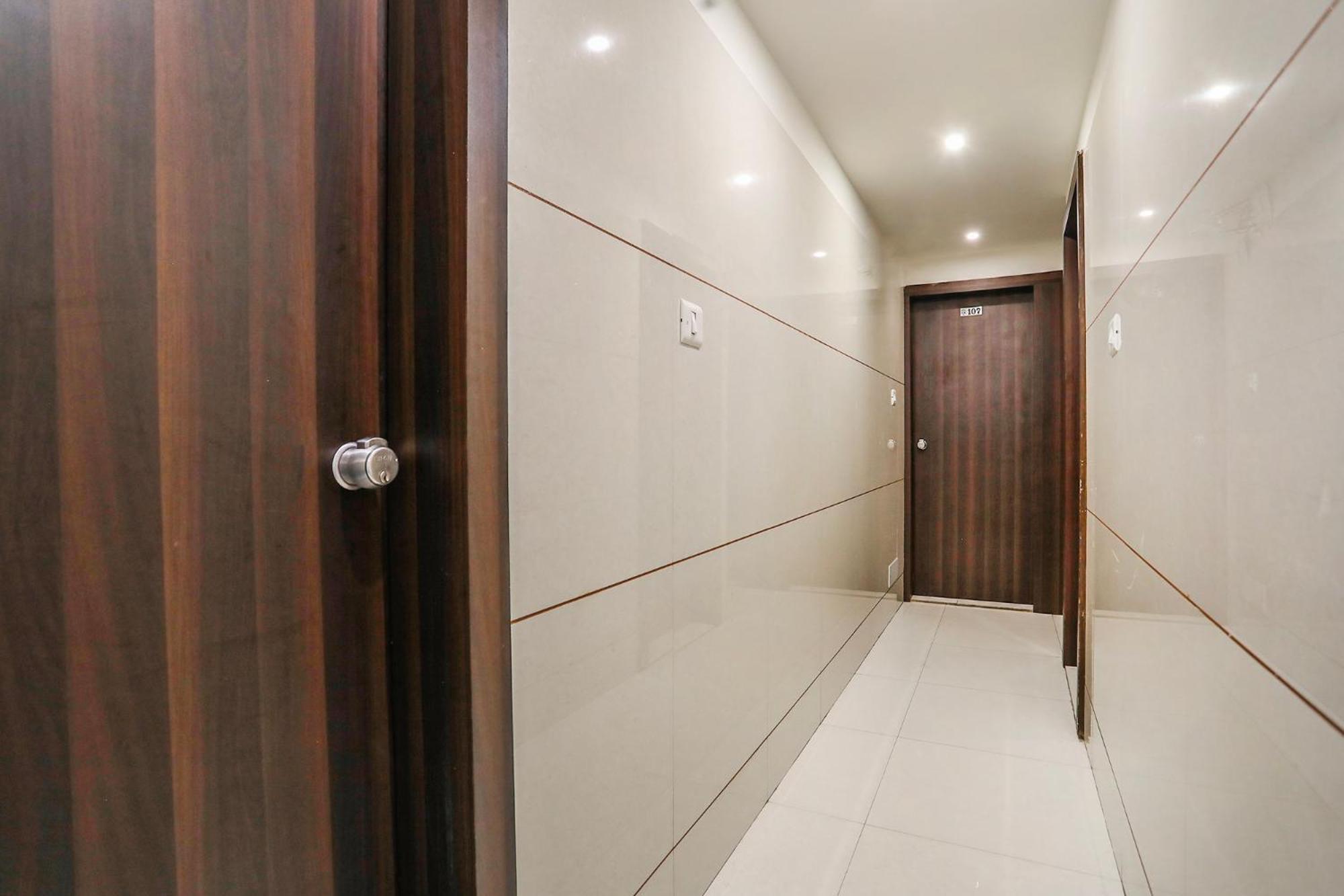 Fabhotel Sk Rajkot Extérieur photo