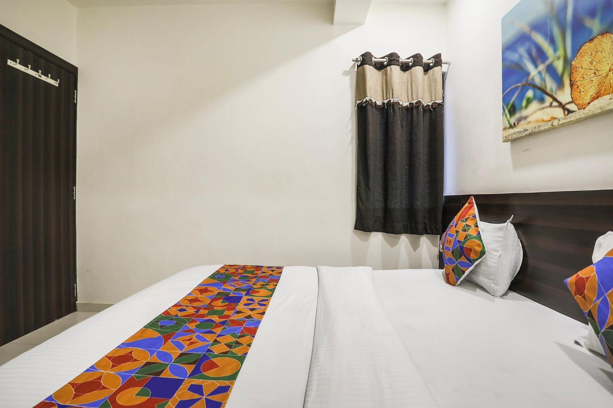 Fabhotel Sk Rajkot Extérieur photo
