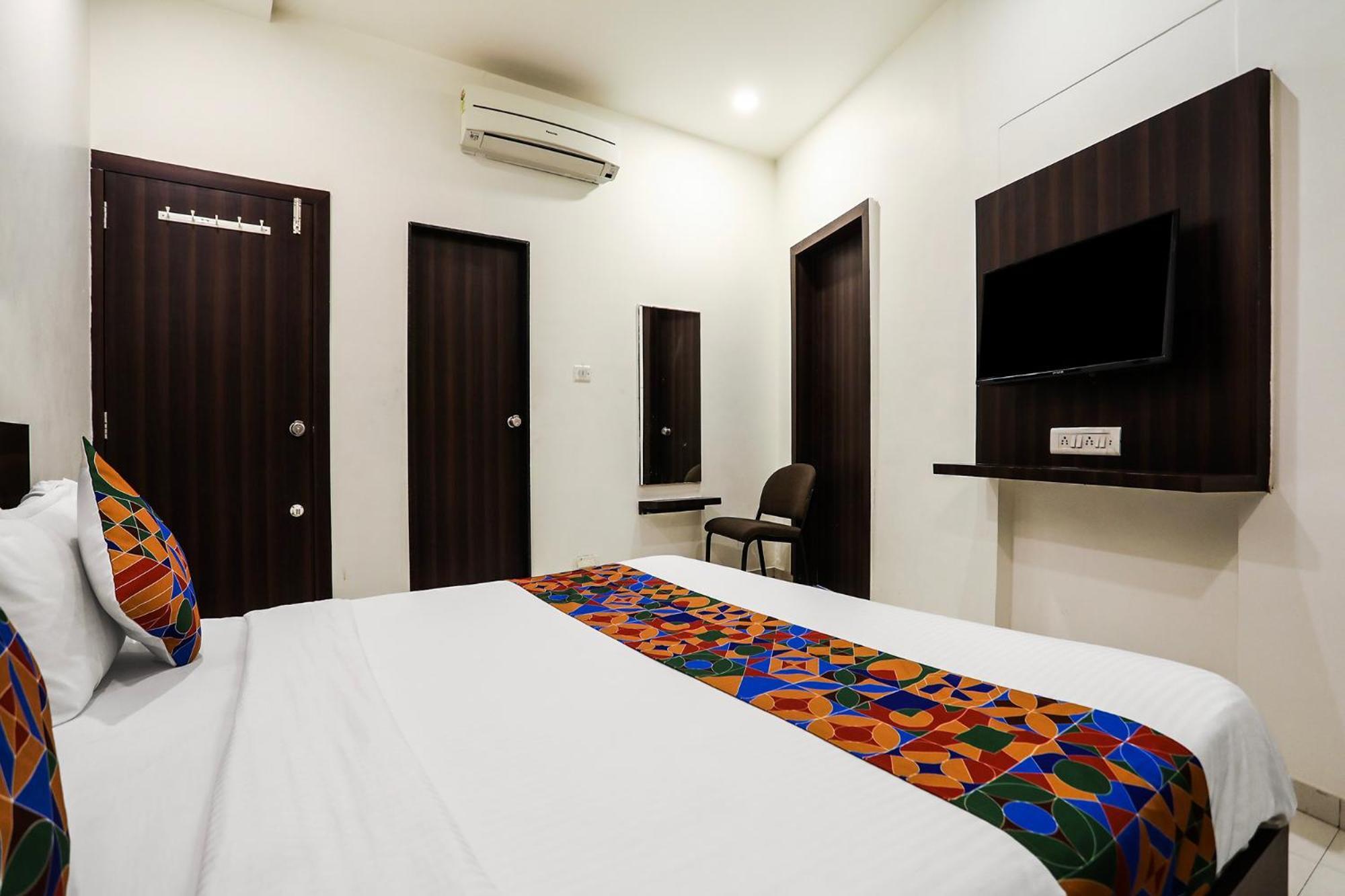Fabhotel Sk Rajkot Extérieur photo