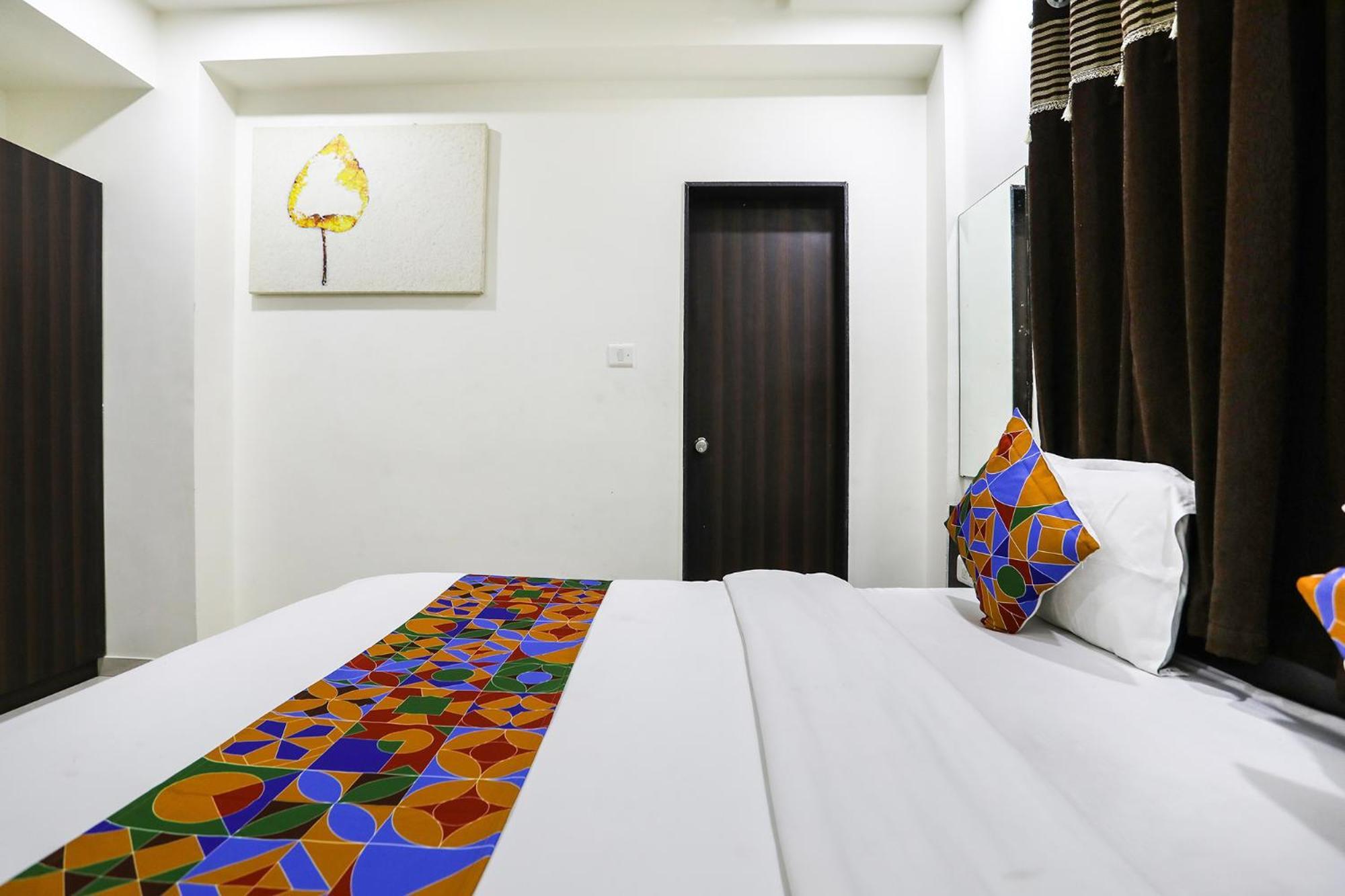 Fabhotel Sk Rajkot Extérieur photo